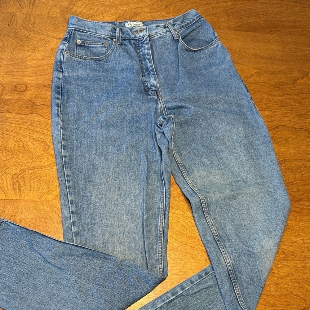 Ann Taylor High Rise Straight Leg Jeans